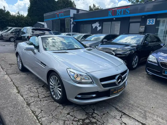 Mercedes-Benz SLK 200 SLK 200 BlueEfficiency/Nur 16TKM/Euro5/Leder