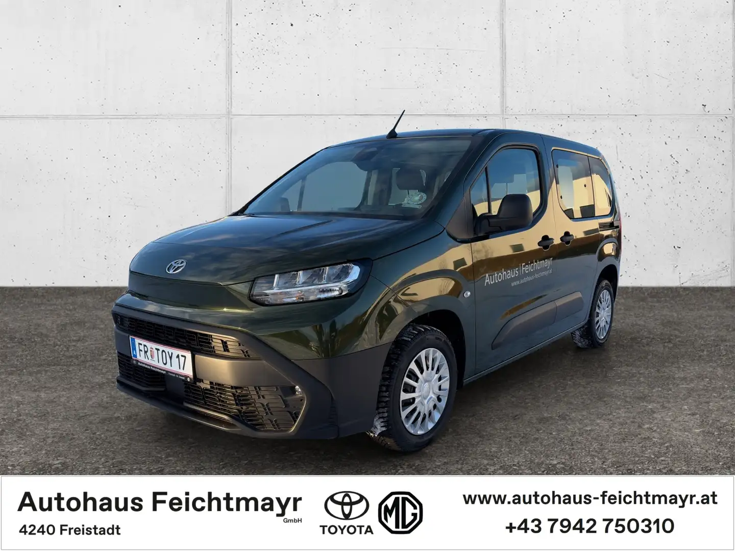 Toyota Proace City City Verso Shuttlle 1,5 D-4D 102 L1 5t. Grün - 1