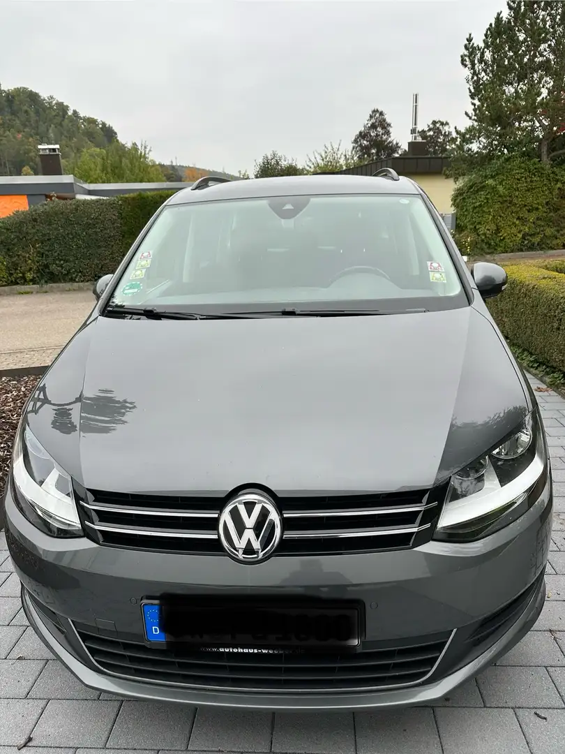 Volkswagen Sharan AHK, 7Sitzer sparsamer 2.0 TDI (BlueM) Winterräde - 2