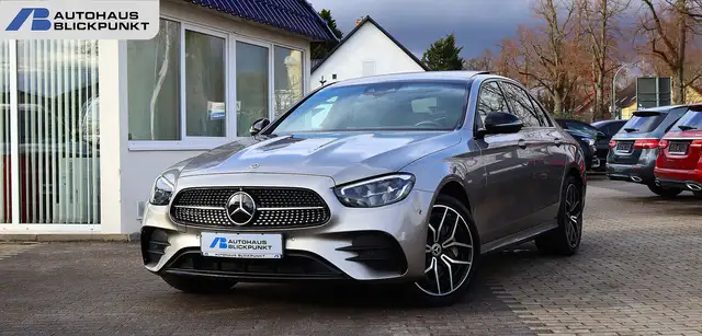 Mercedes-Benz E 300 e 4M 3x AMG DISTRO+PANO+KAM360+BURMESTER