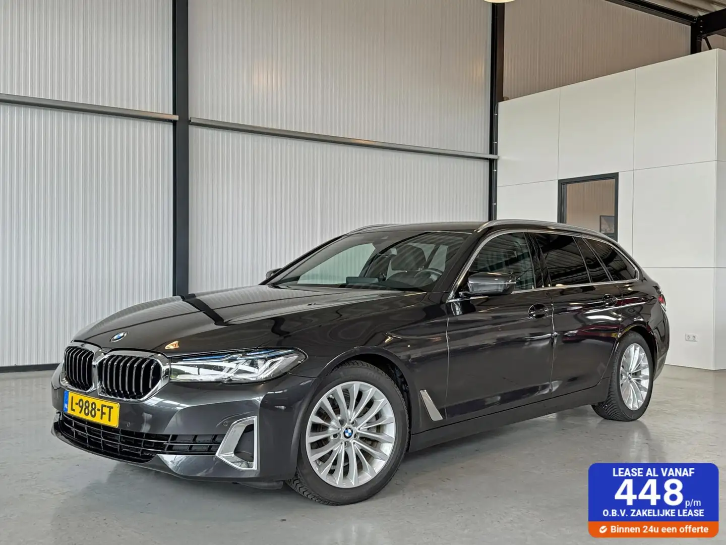 BMW 520 5-serie Touring 520i Business Edition Plus|Luxury Grijs - 1