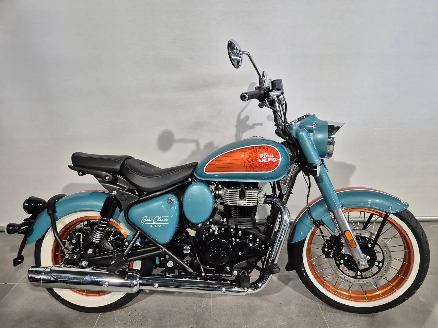 Royal Enfield Classic 350 Groen - 1