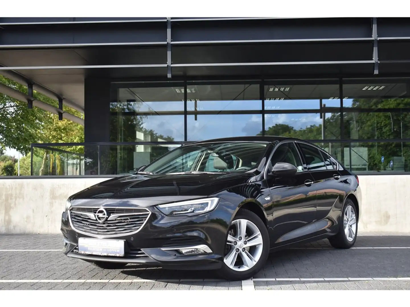 Opel Insignia 1.6CDTI Innovation*Leder*FullLed*CarPlay*Navi Noir - 1