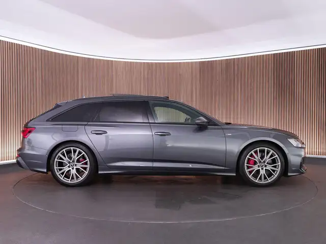 Audi A6 Avant view 11