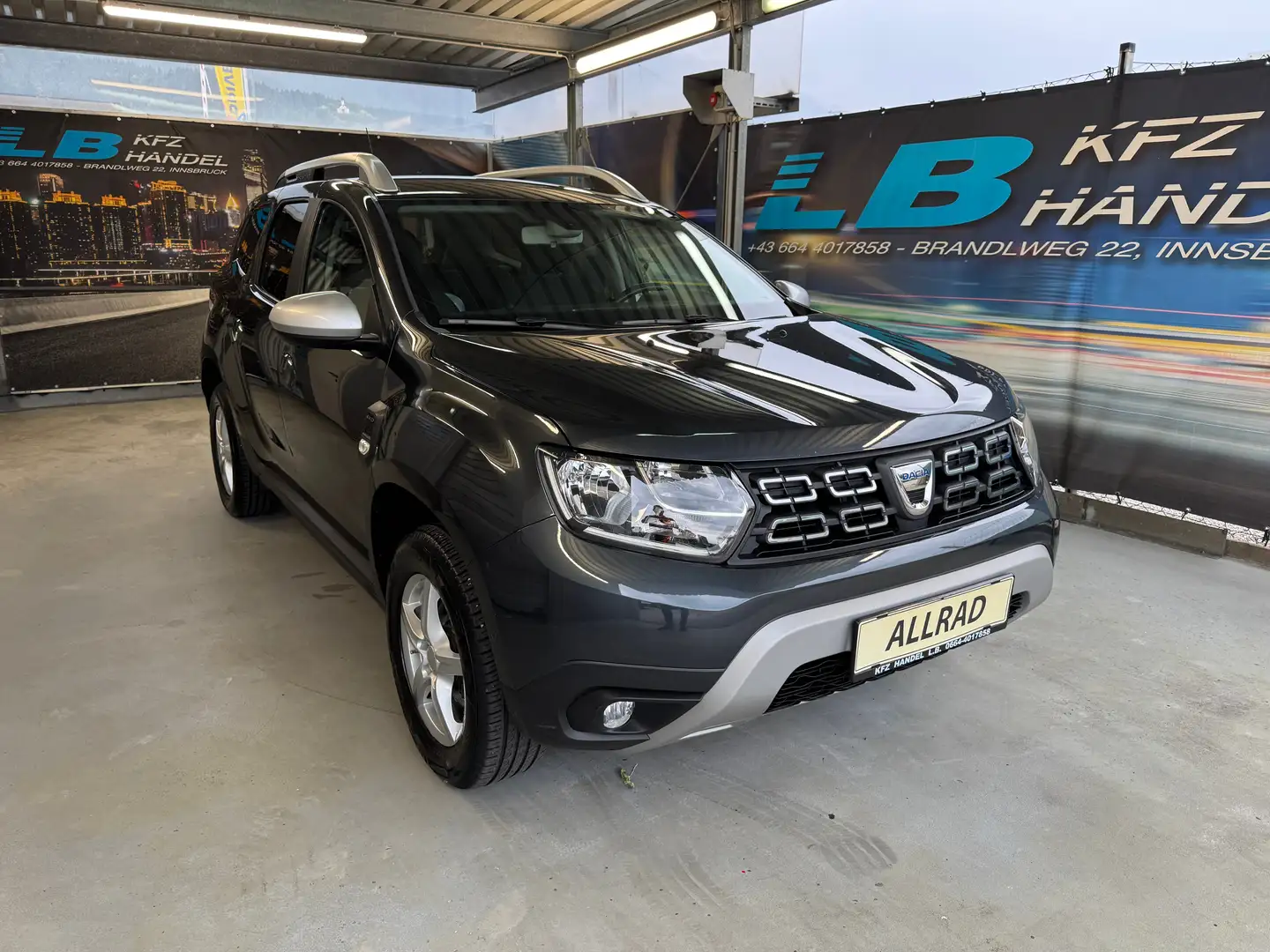 Dacia Duster Prestige 4WD Grau - 1