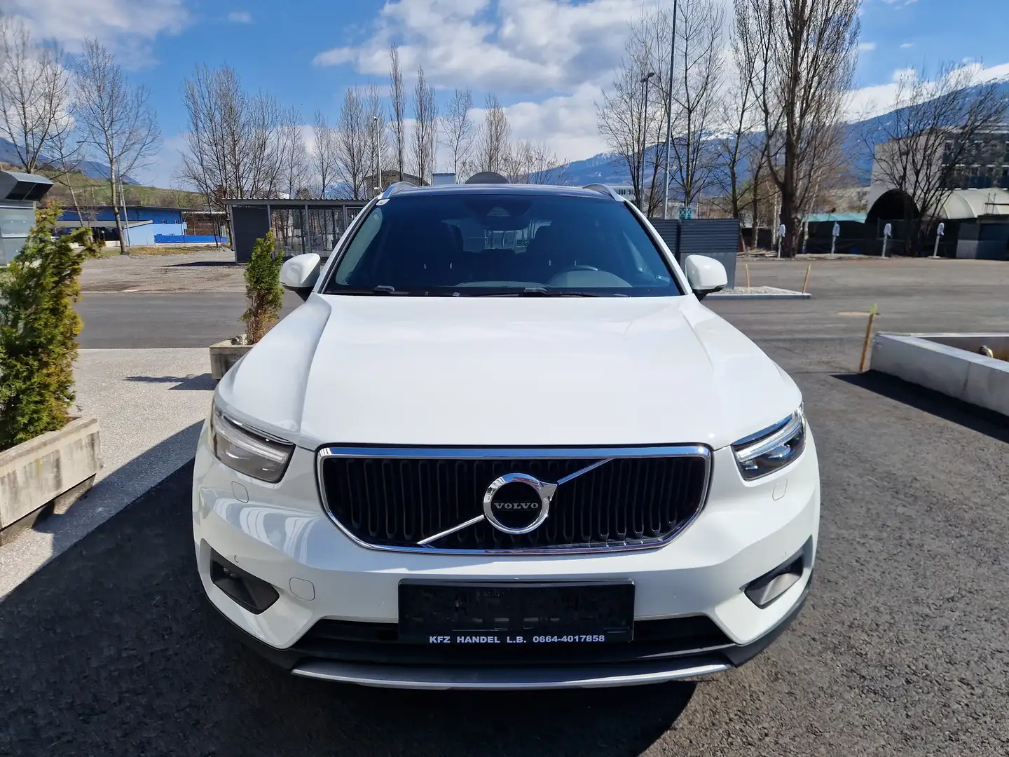 Volvo XC40 Harma/Kardon-Panoramadach-LED-Rückfahrkamera - 2