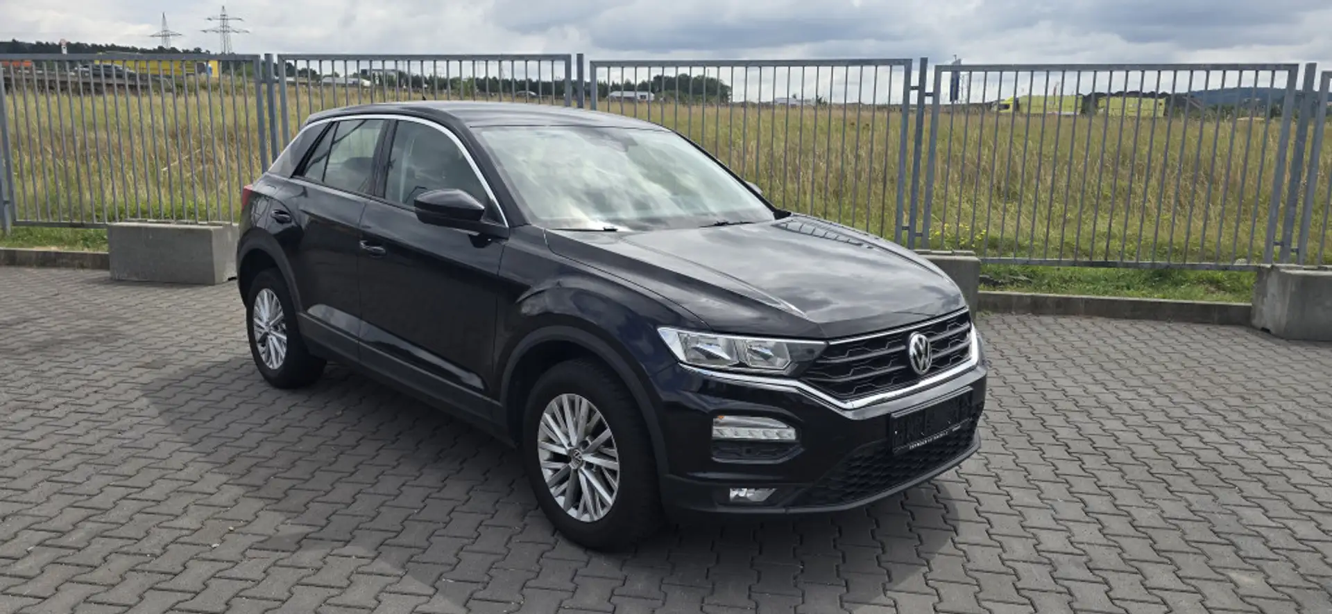 Volkswagen T-Roc 1.6 TDI Klima Sitzheizung Apps PDC DAB Siyah - 1