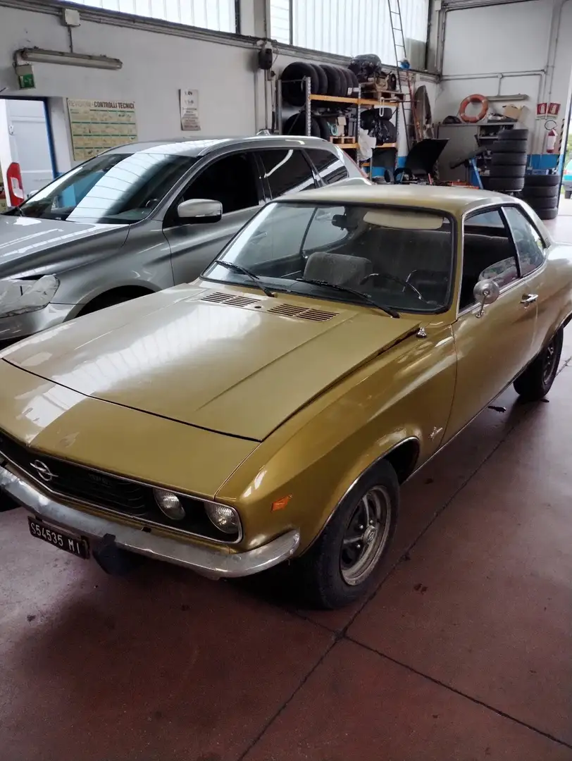 Opel Manta - 2