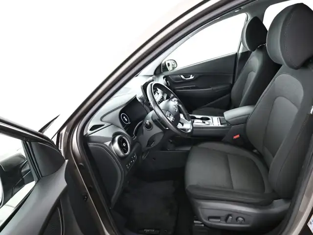 Hyundai Kona view 8