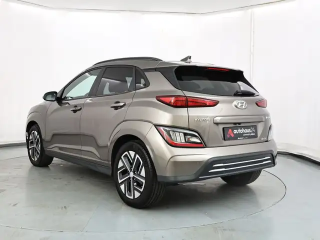 Hyundai Kona view 4