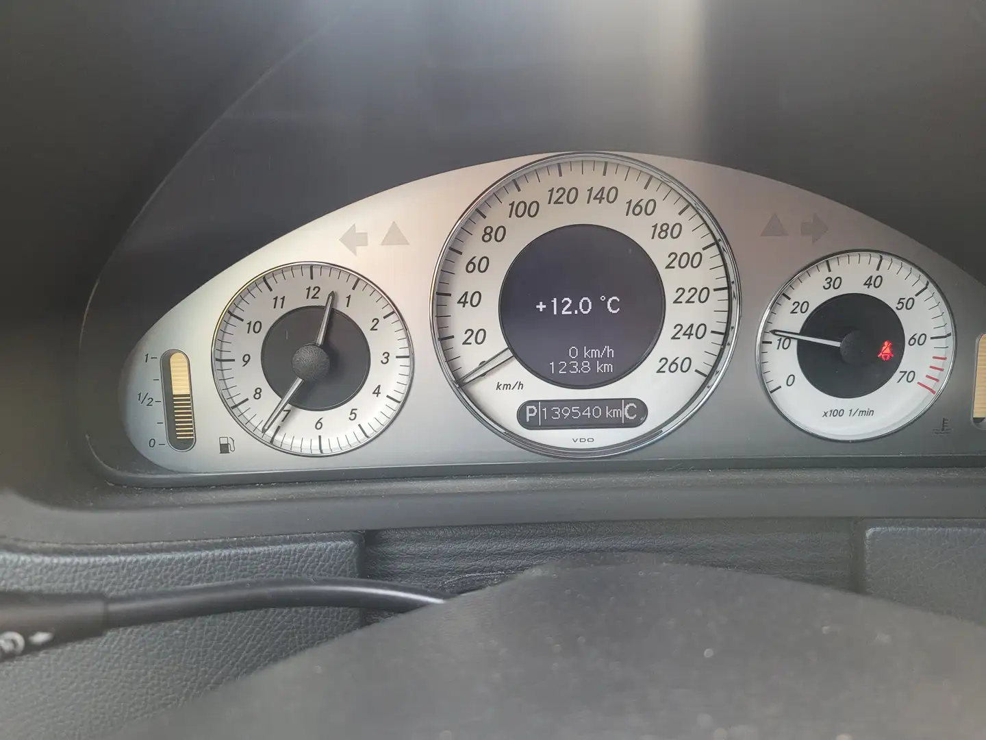 Mercedes-Benz CLK 200 CLK Cabrio 200 Kompressor Automatik Avantgarde Silber - 2