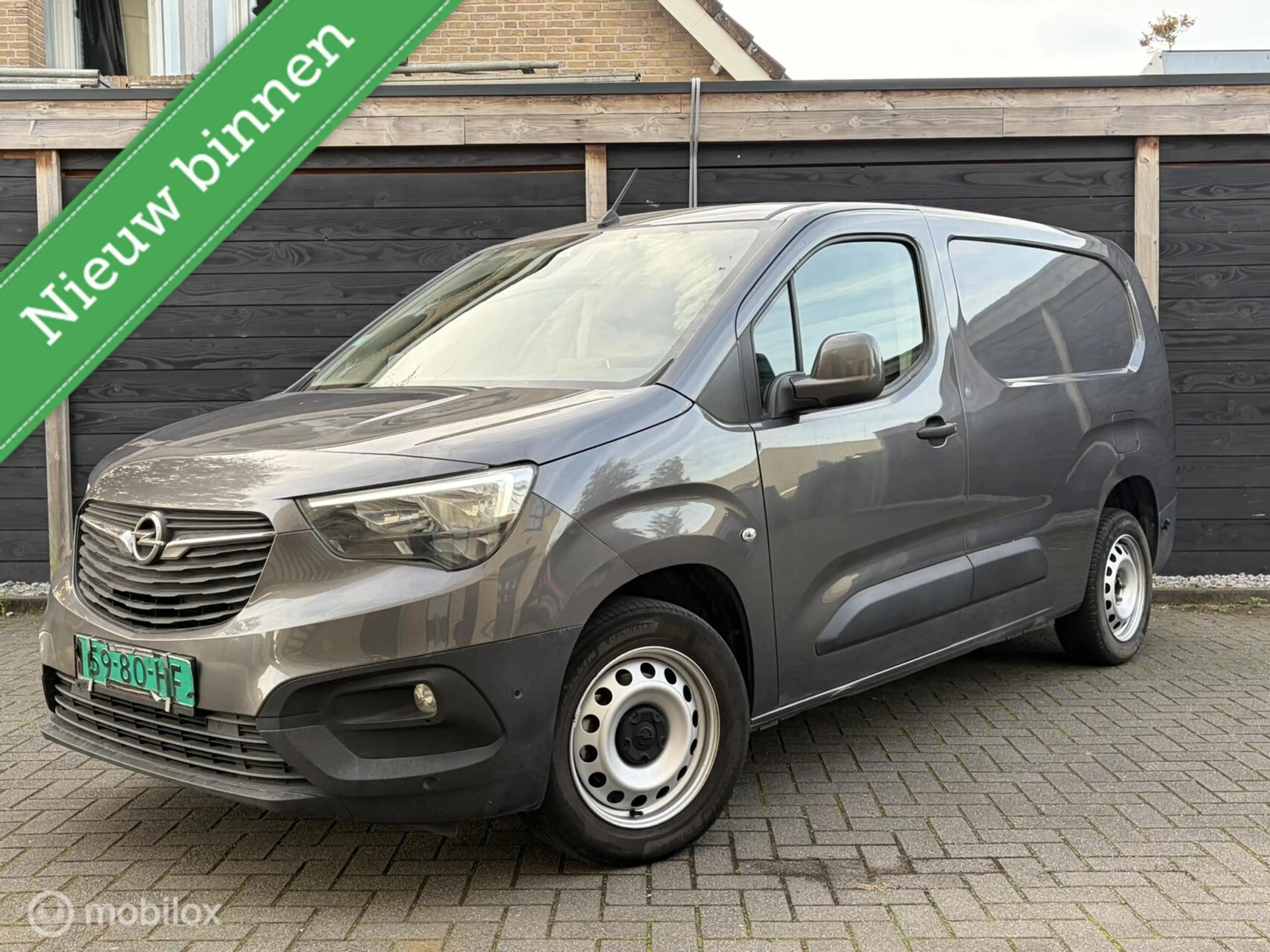Opel Combo 1.5D L2H1 Edition 9.950 ex btw / Lederen bekleding