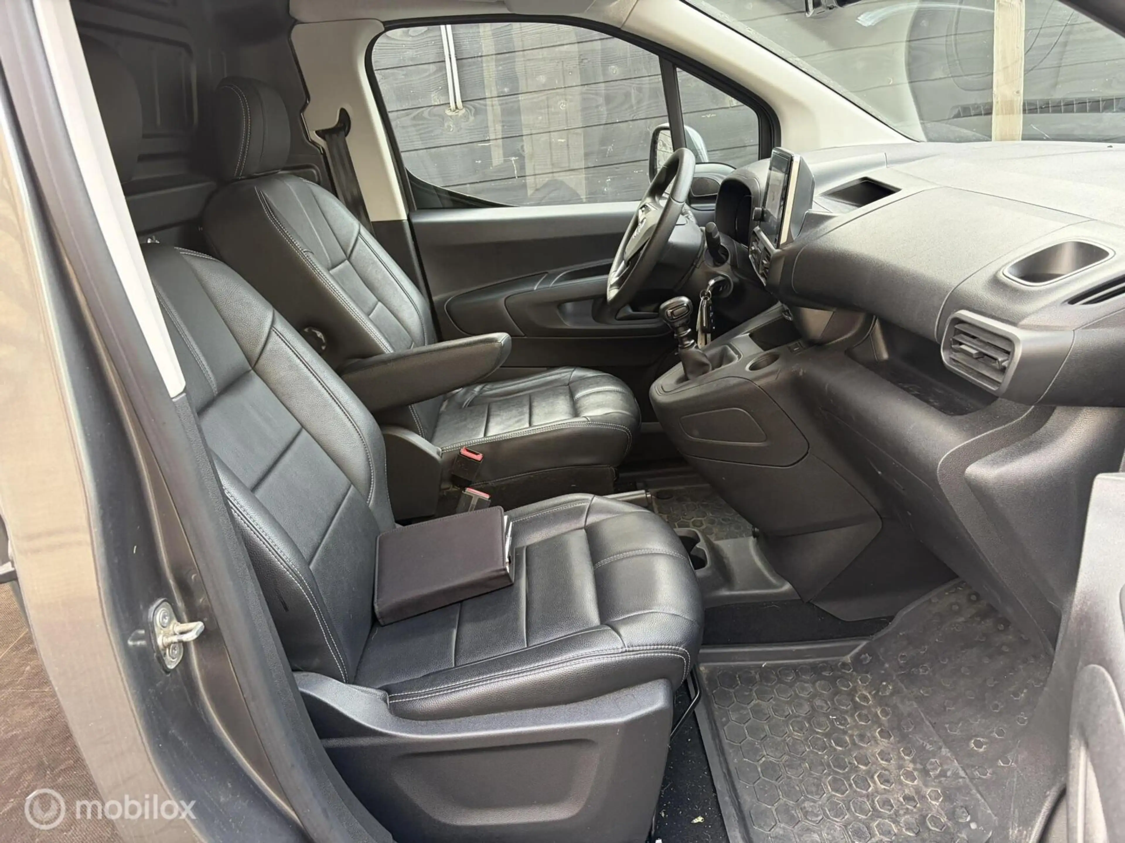 Opel Combo 1.5D L2H1 Edition 9.950 ex btw / Lederen bekleding — photo 24