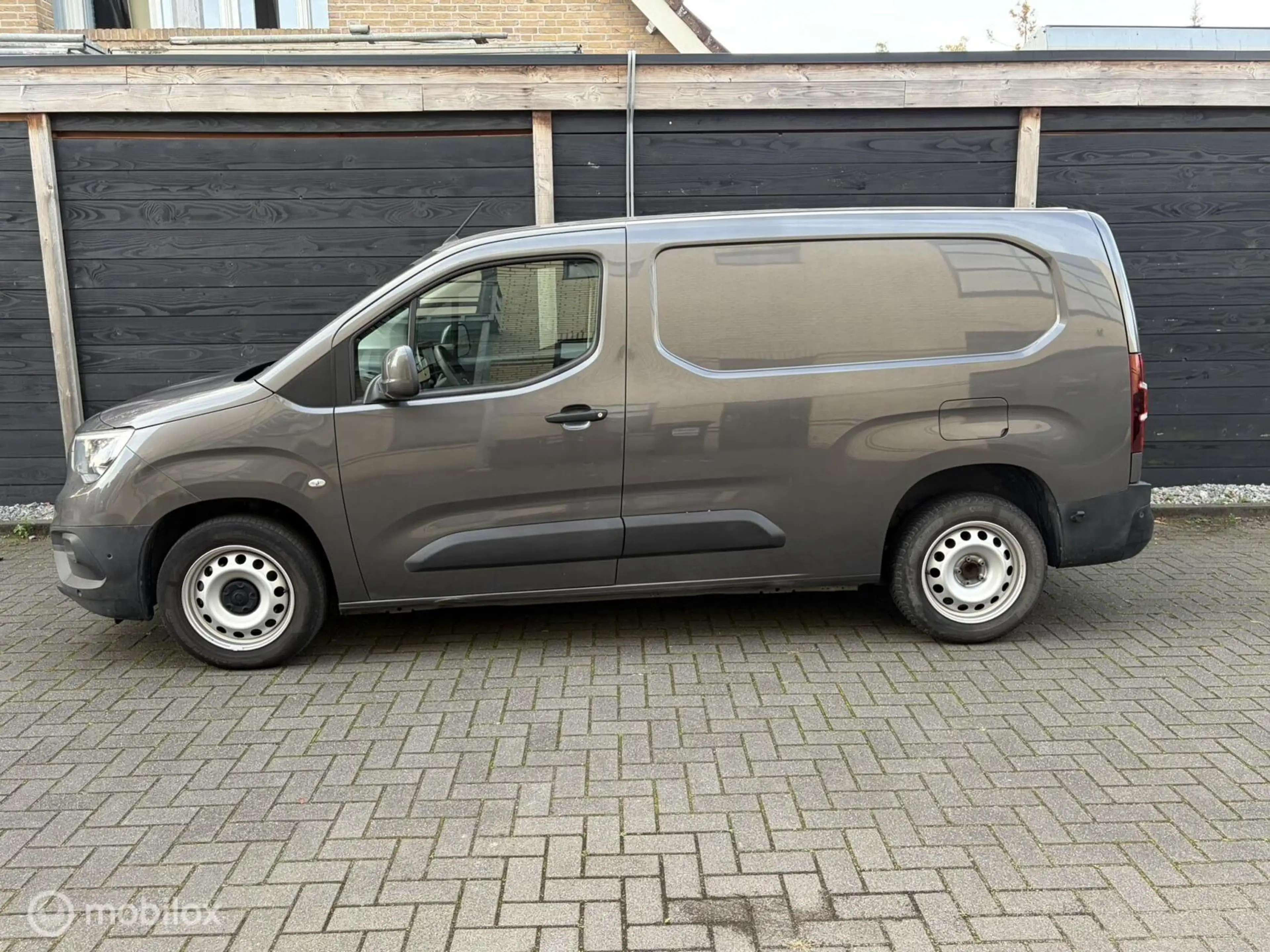 Opel Combo 1.5D L2H1 Edition 9.950 ex btw / Lederen bekleding — photo 5