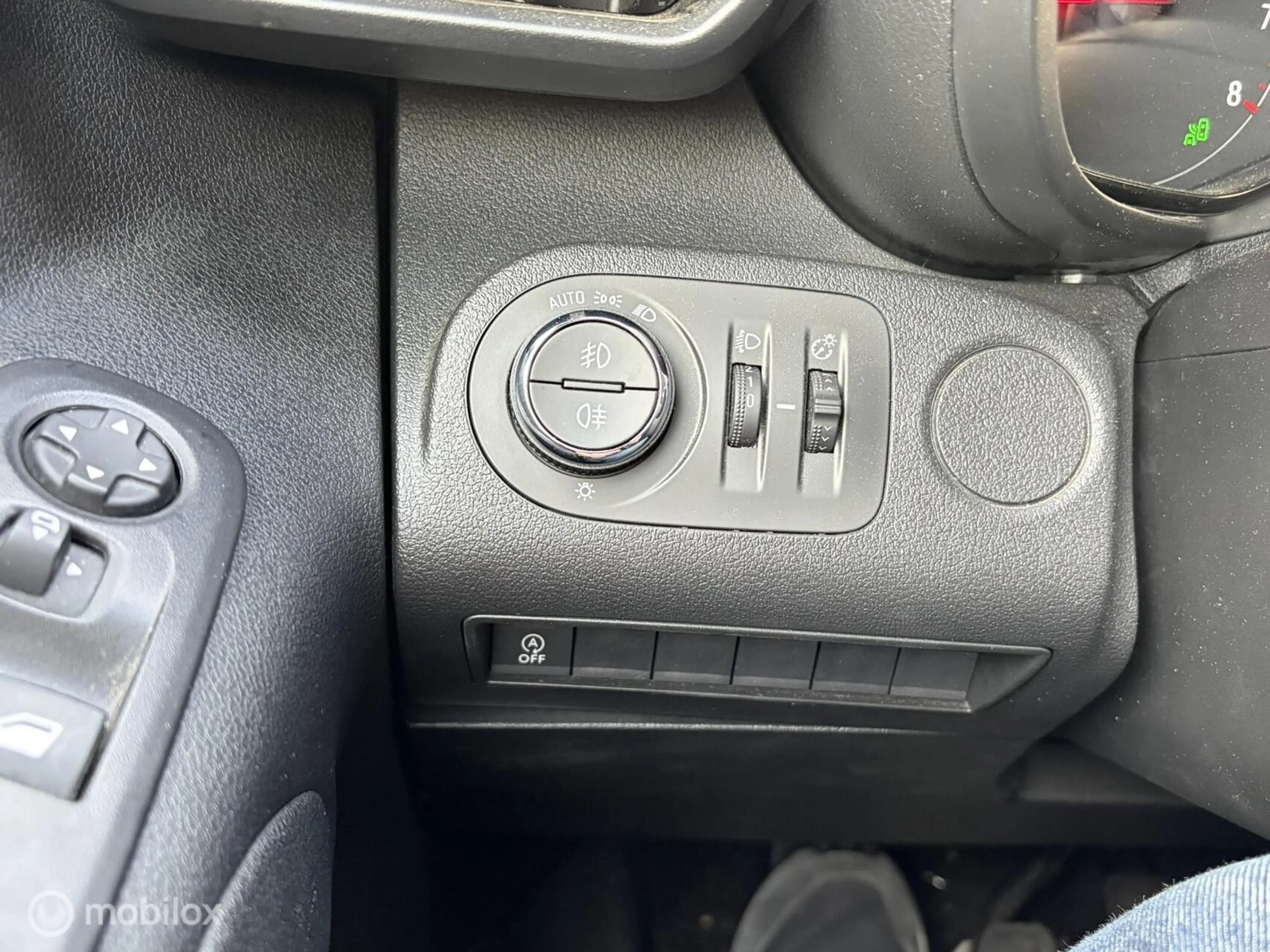 Opel Combo 1.5D L2H1 Edition 9.950 ex btw / Lederen bekleding — photo 26