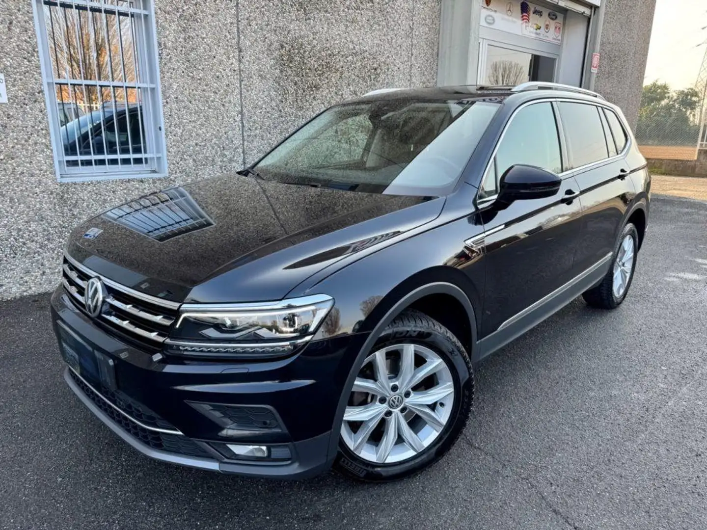 Volkswagen Tiguan Allspace 2.0 TDI SCR DSG Advanced BMT "VIRTUAL"RADAR" Bleu - 2