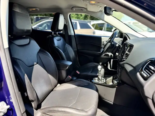 Jeep Compass view 11