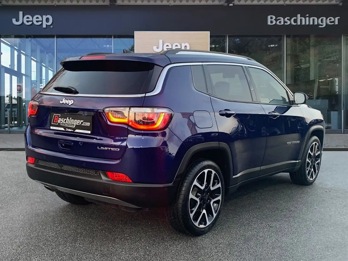 Jeep Compass 1,6 MultiJet FWD 6MT Limited MAN Blau - 2