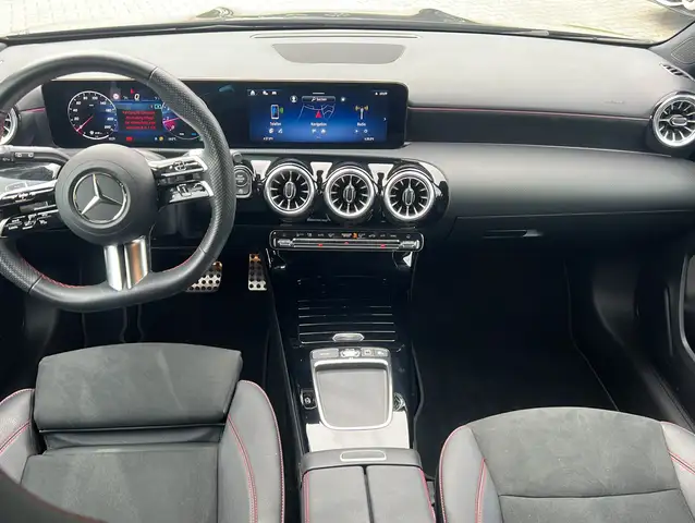 Mercedes-Benz A-Class view 3
