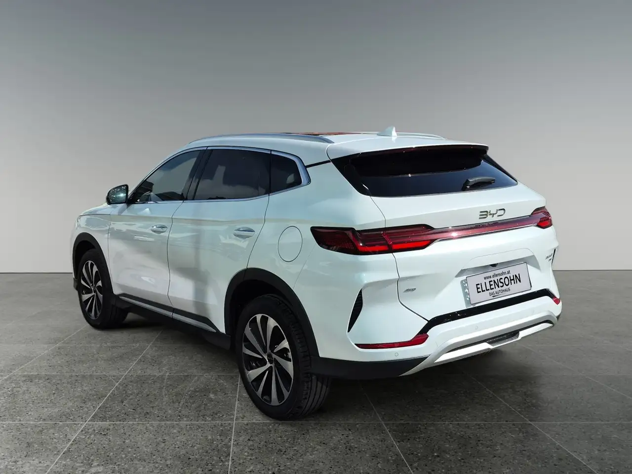 BYD SEAL U