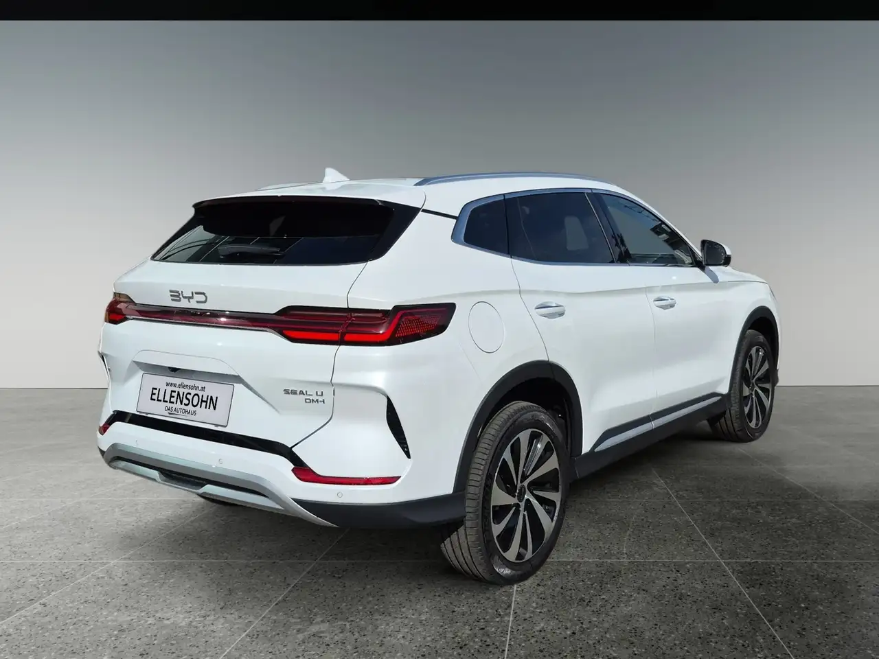 BYD SEAL U