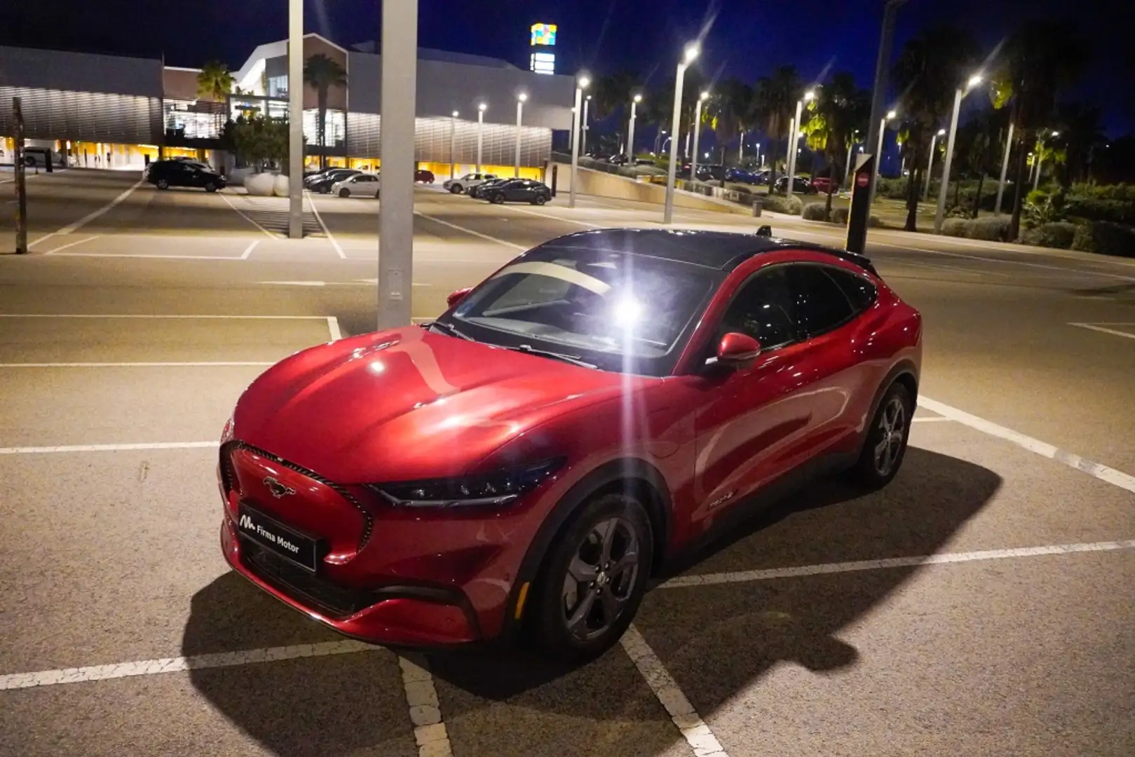 Ford Mustang Mach-E Premium RWD Rango extendido Rojo - 1