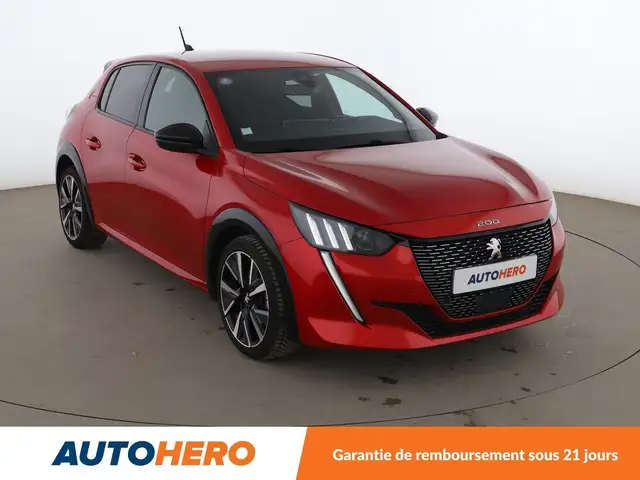 Peugeot 208 view 8