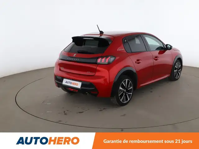 Peugeot 208 view 6
