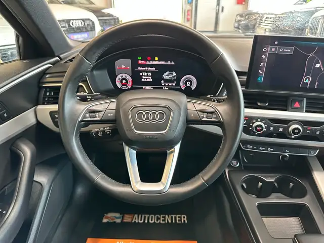 Audi A4 Avant view 7