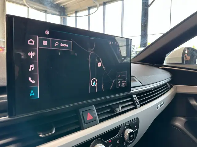 Audi A4 Avant view 14