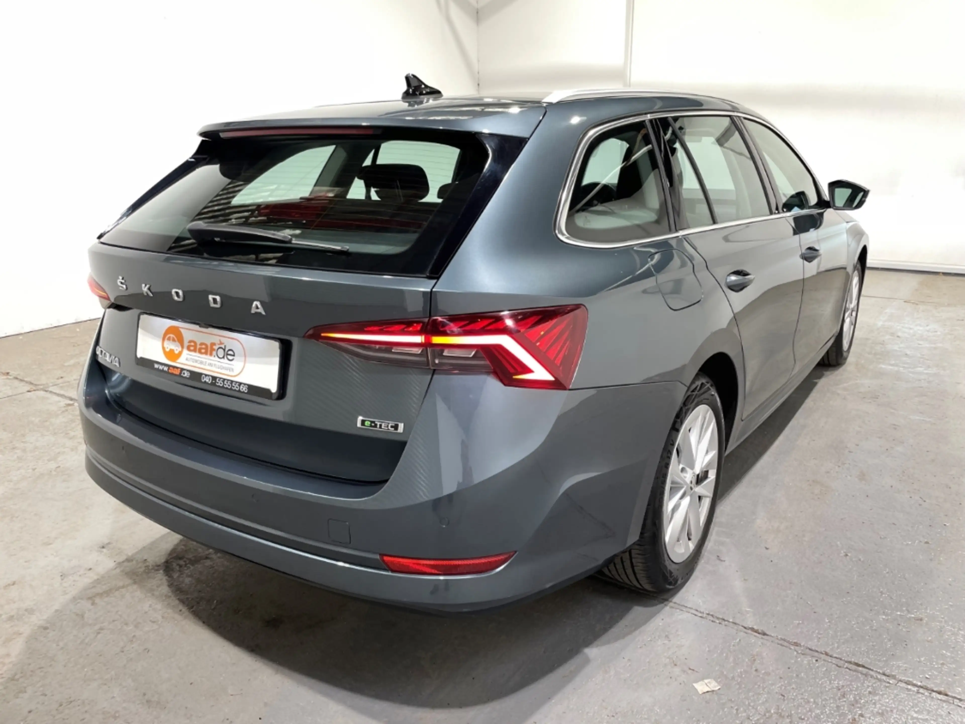 Skoda Octavia Combi DSG 1.0 TSI e-Tec Style EU6d Pano Navi LED — photo 3