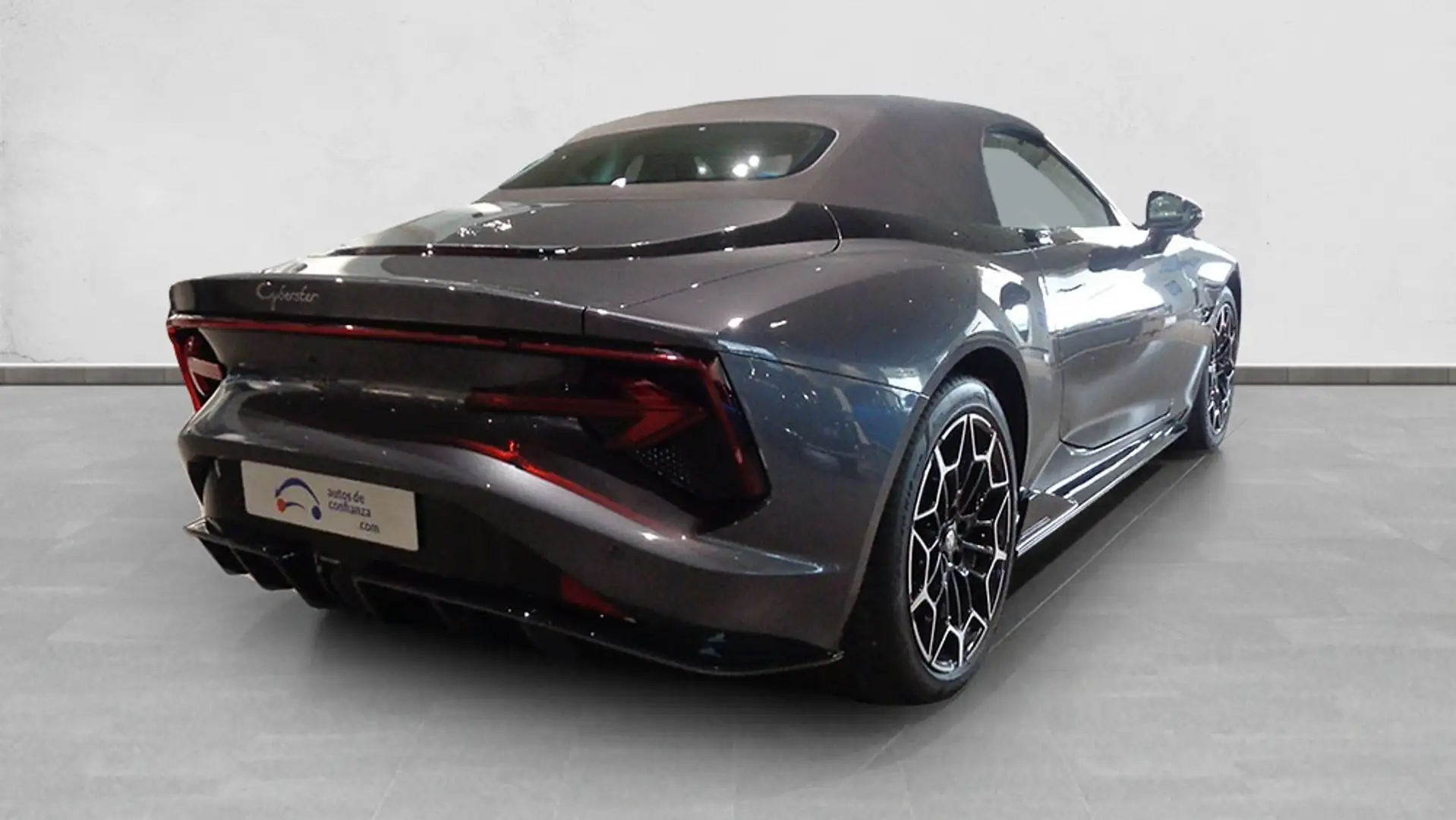 MG Cyberster TROPHY SINGLE MOTOR - 2