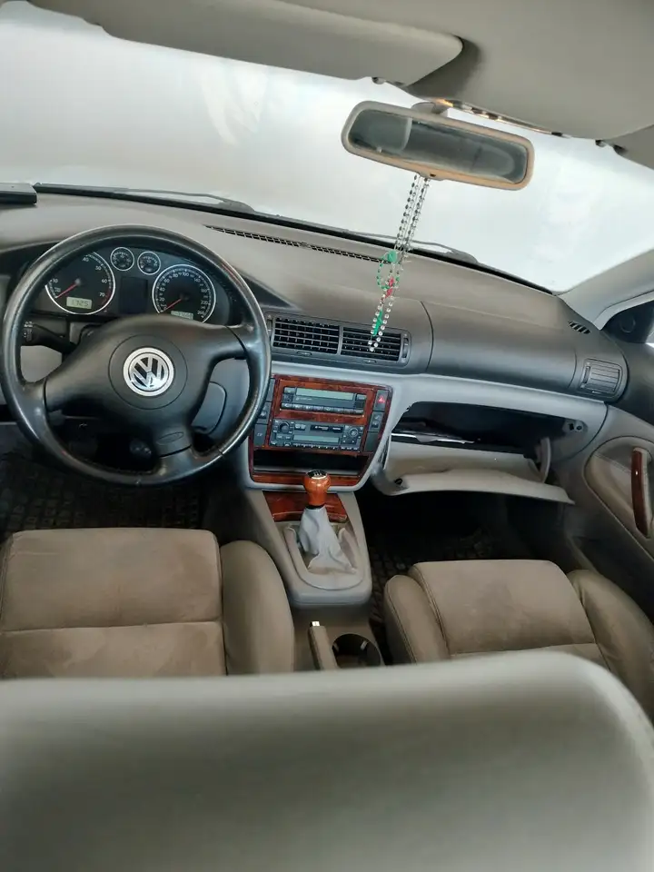 Volkswagen Passat 2.0 Highline, foto 9