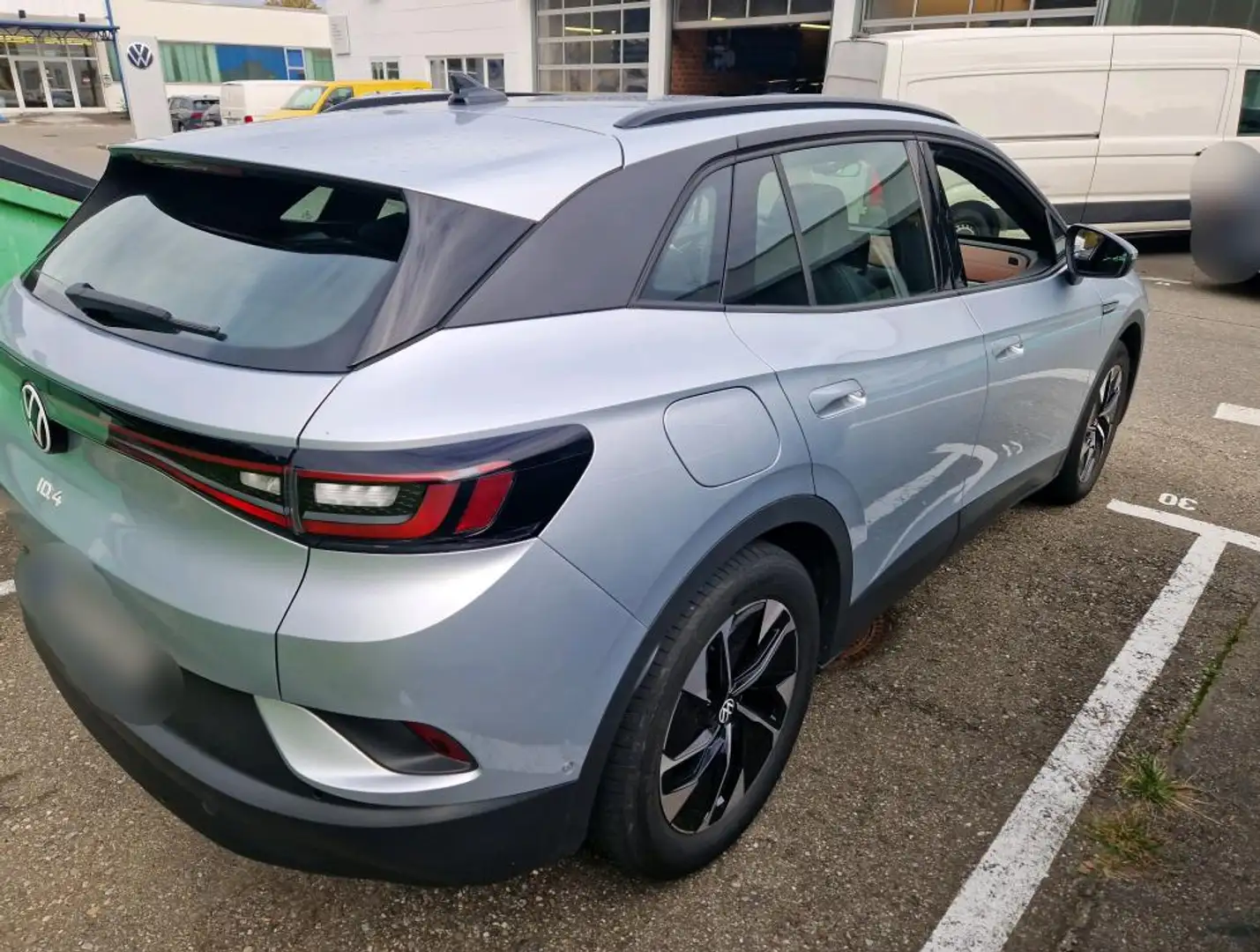 Volkswagen ID.4 Pro Performance 1-Gang Aut. AHK KAMERA Silber - 2