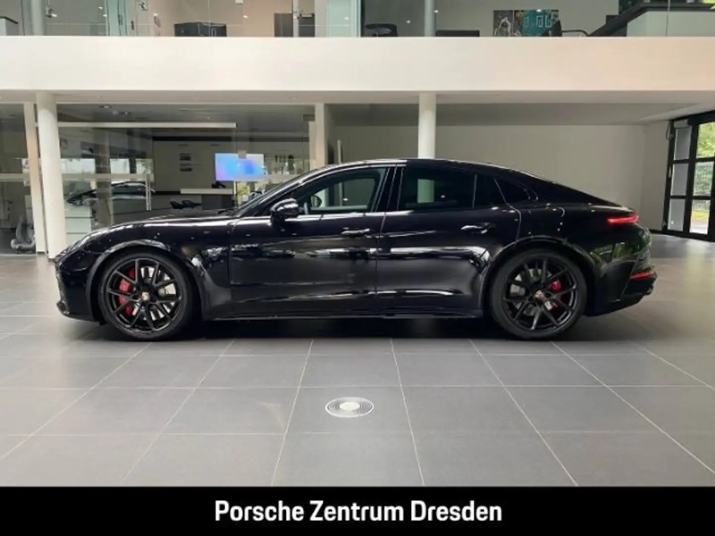 Porsche Panamera 4S E-Hybrid*Panorama**Hinterachsl.*BOSE Noir - 2