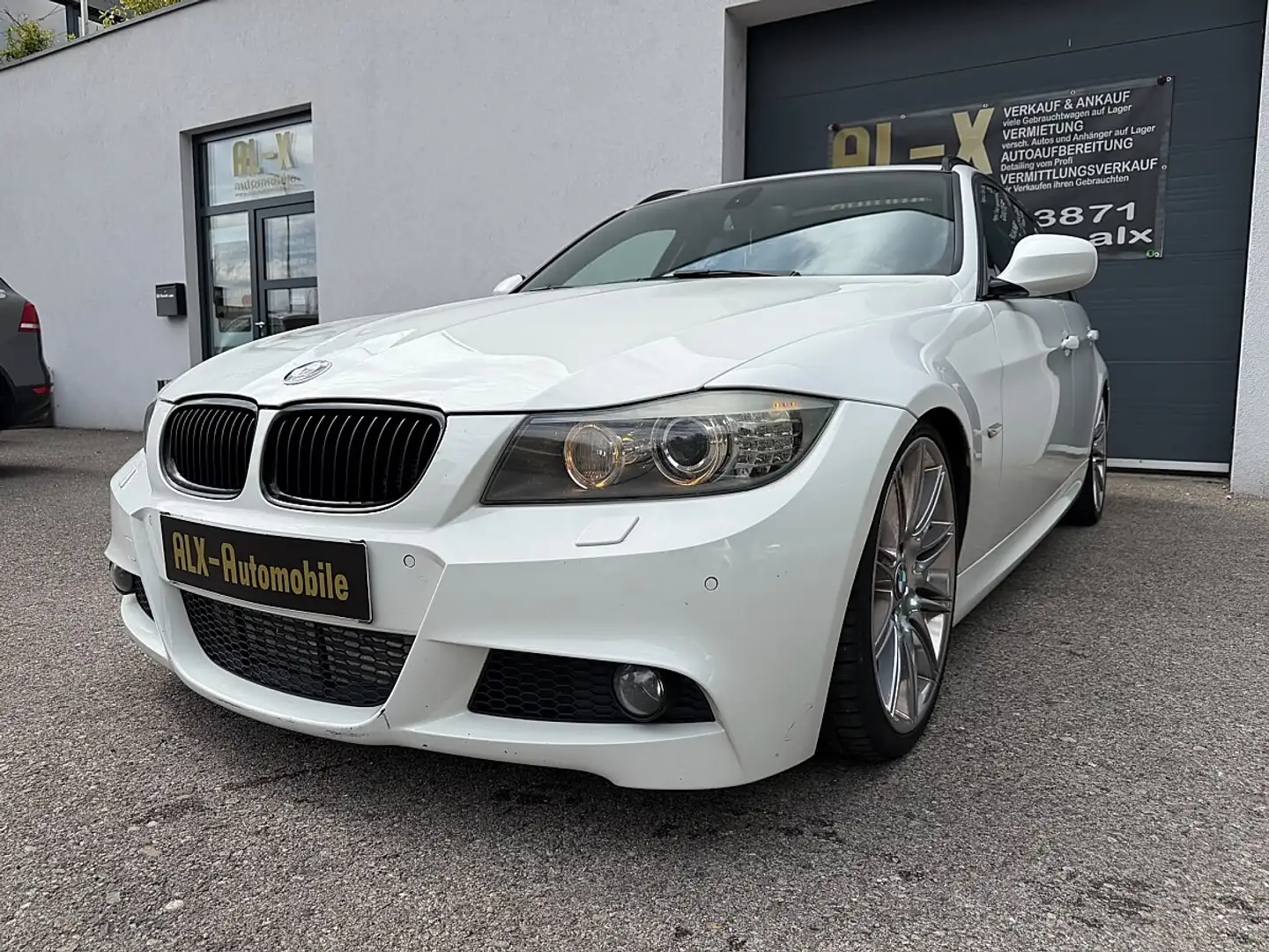 BMW 330 d DPF Touring | Stage 4 Umbau | Vermittlungskauf Weiß - 1