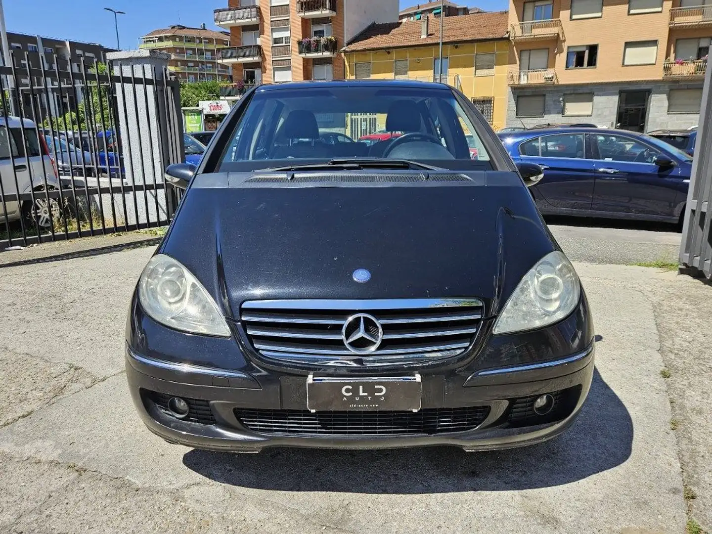 Mercedes-Benz A 200 CDI Avantgarde Чорний - 2