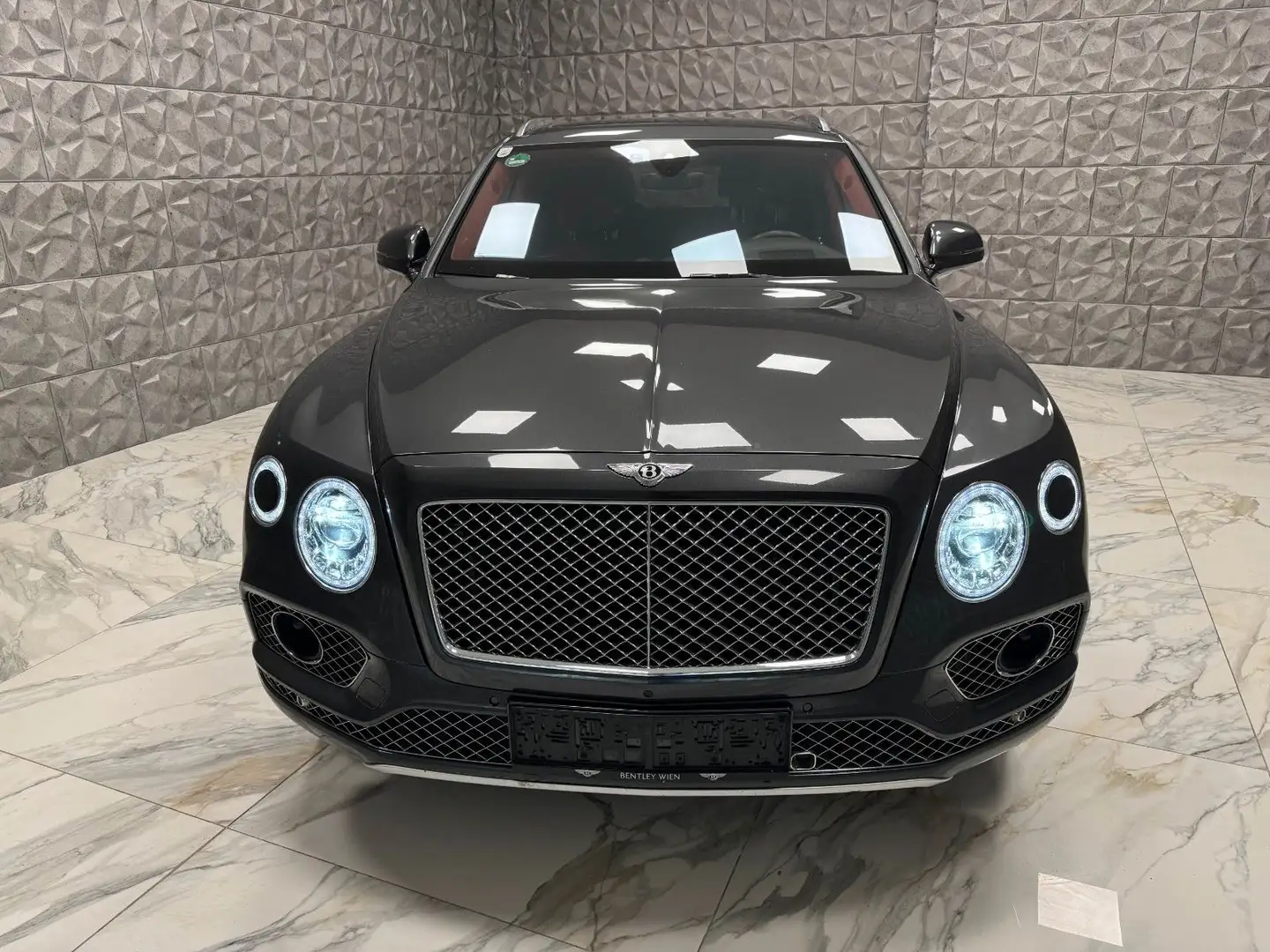 Bentley Bentayga 6.0 W12 4WD First Edition Autom. Gris - 2