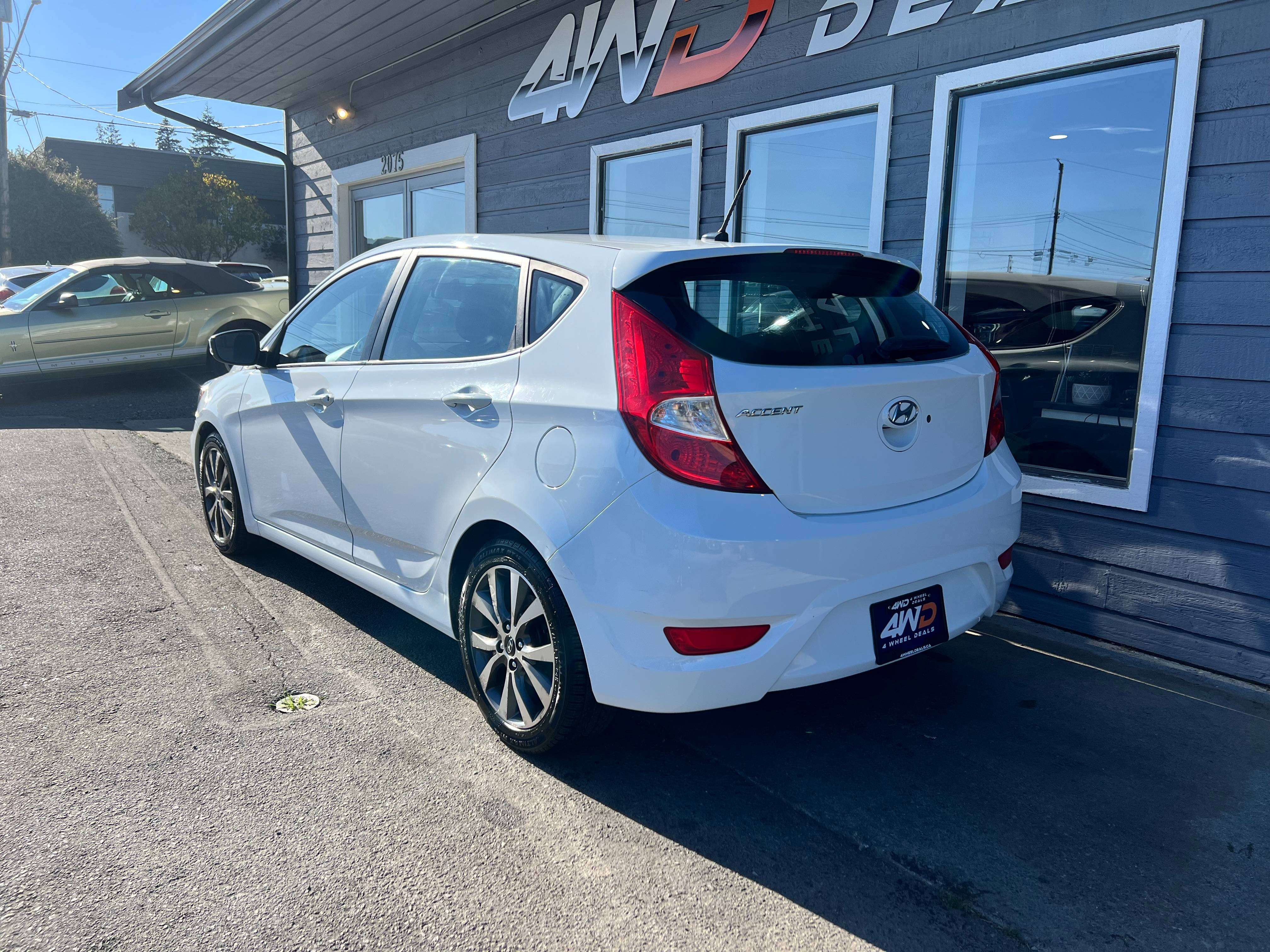 2016 Hyundai ACCENT Hatchback