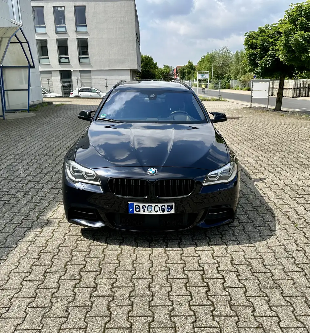 BMW M550 M550d xDrive Touring Sport-Aut. Schwarz - 1