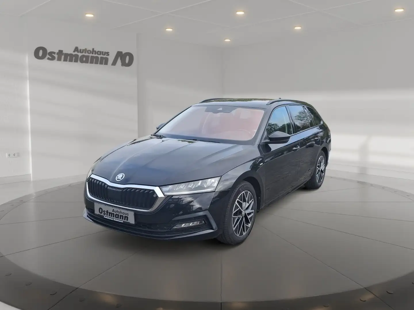 Skoda Octavia Combi 2.0 TDI Clever LED 4xSHZ AHK LM Schwarz - 1