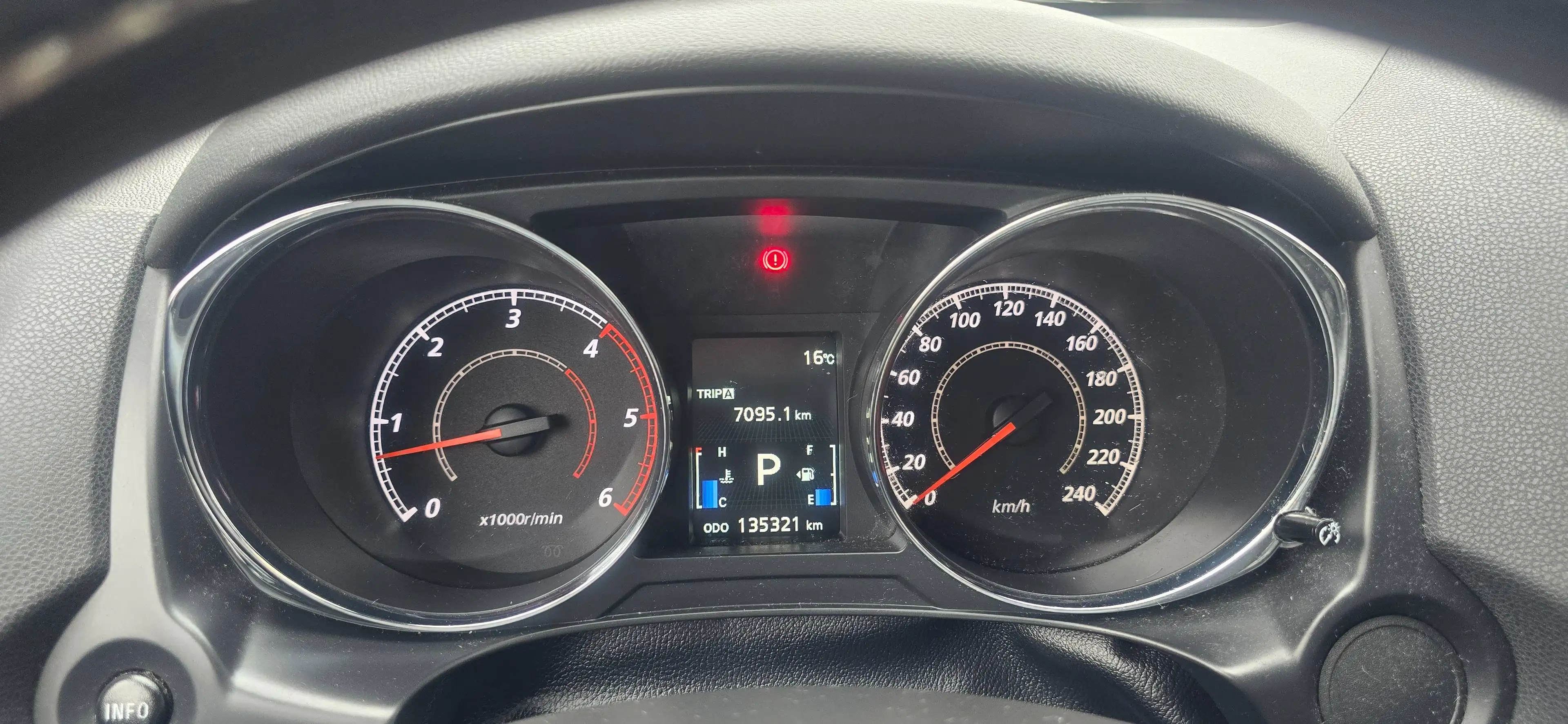 Mitsubishi ASX Intense 4WD — photo 15