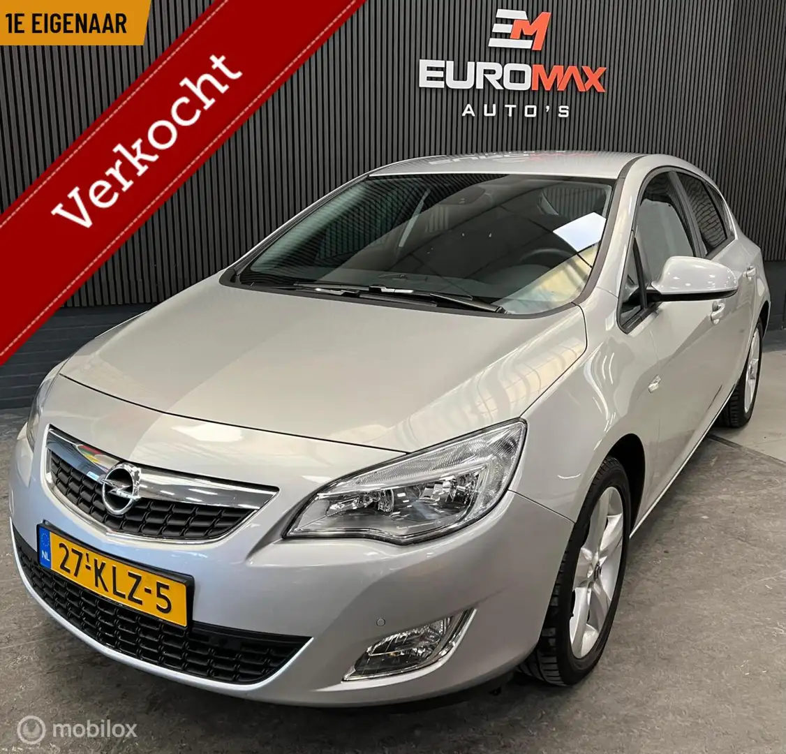 Opel Astra 1.6 Cosmo 1e Eigenaar - Navigatie - Airco Gri - 1
