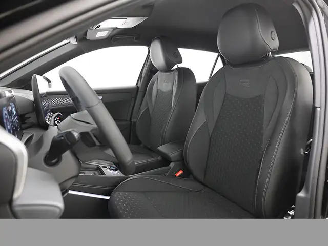 Volkswagen T-Roc view 10