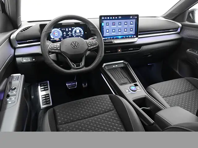 Volkswagen T-Roc view 13