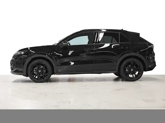 Volkswagen T-Roc view 3