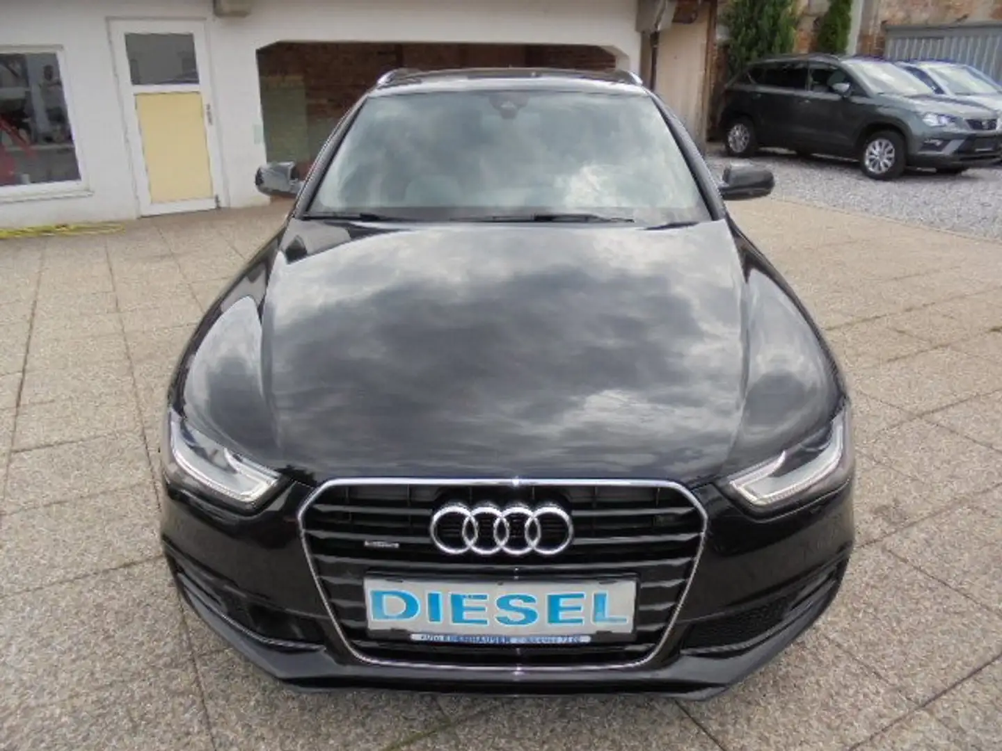 Audi A4 Avant 2,0 TDI quattro Sport DPF S-tronic - S-Line Noir - 2
