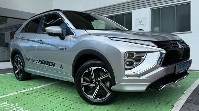 Imagine Mitsubishi Eclipse Cross PHEV Top Autom. 4x4 m. AHK u. Standheizung.SD