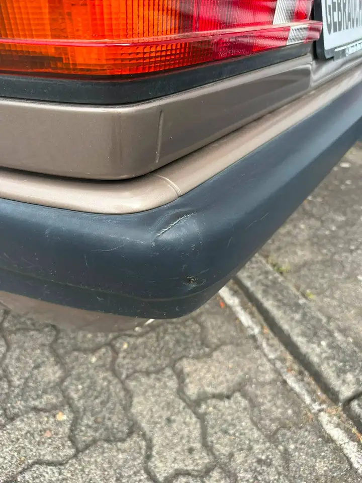 Mercedes-Benz 190 E 1.8, foto 12