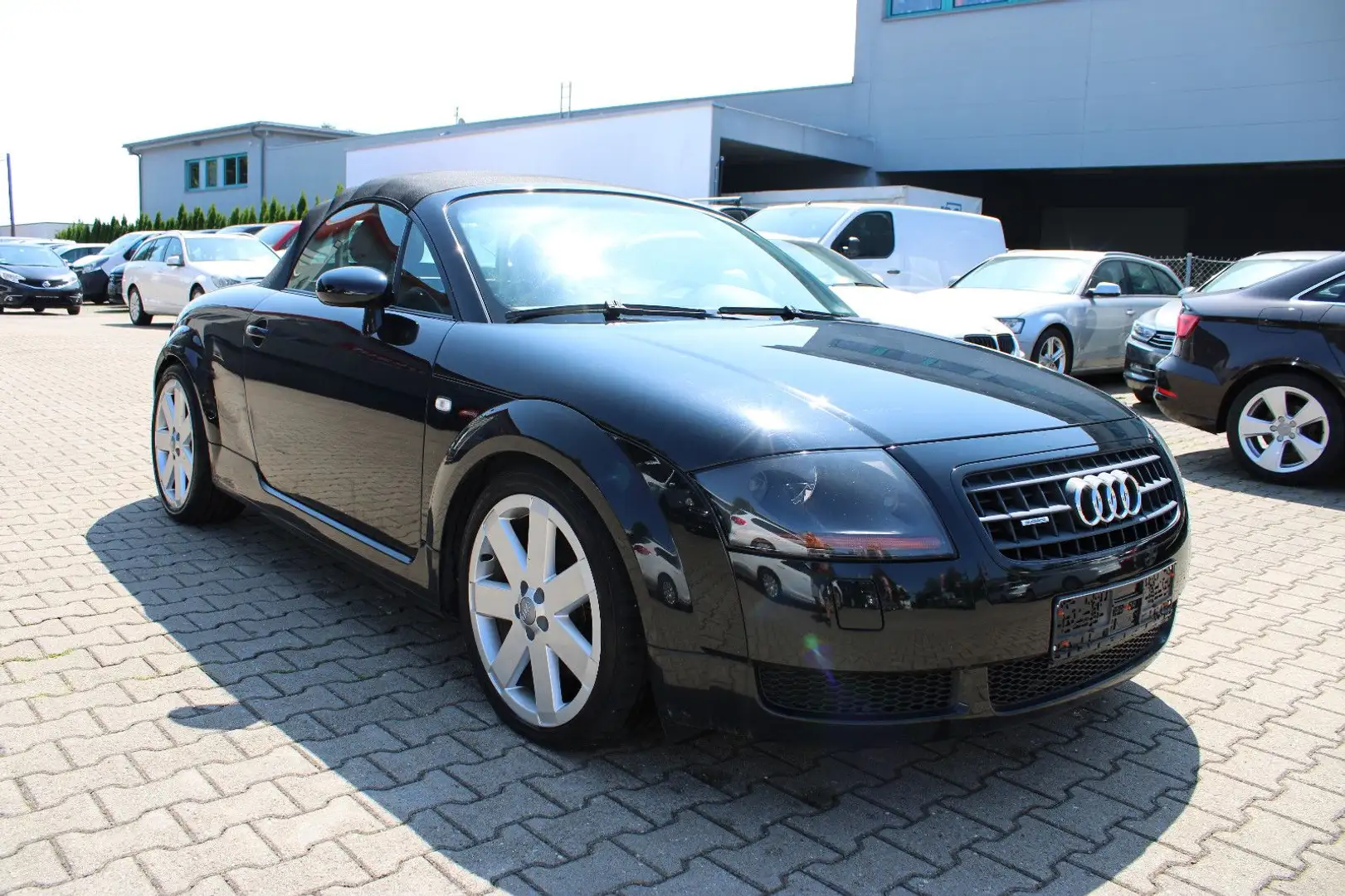 Audi TT Roadster 1.8T quattro Mokassin-Leder Xenon Schwarz - 2